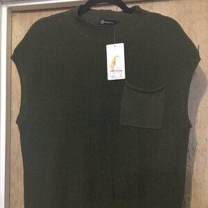 NWT Pretty Garden vest top army green knit fabric front chest pocket size large